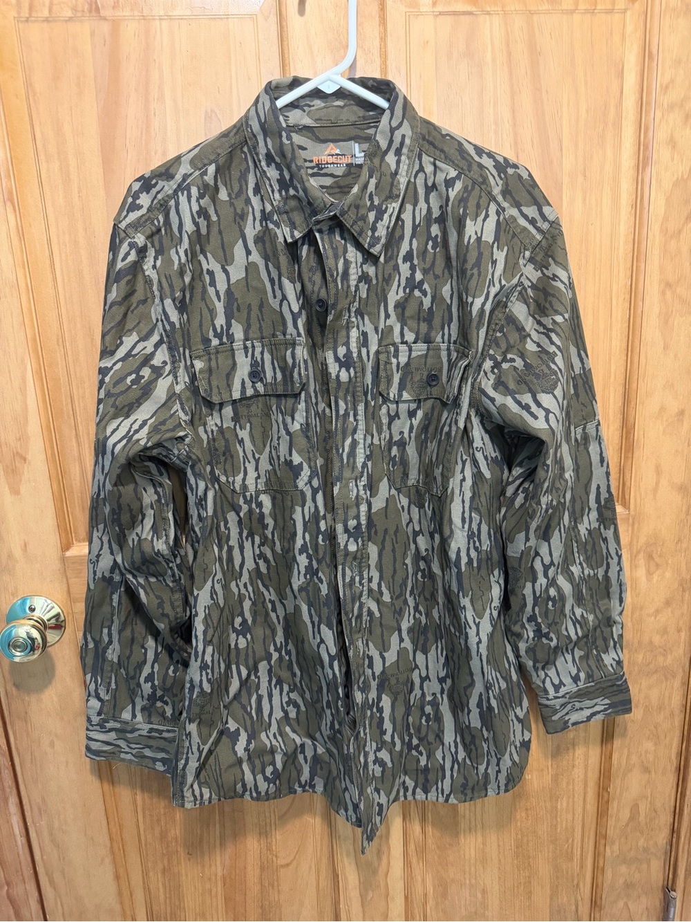 Ridgecut Toughwear Men’s L Bottomland Camo Long Sleeve Hunting Shirt